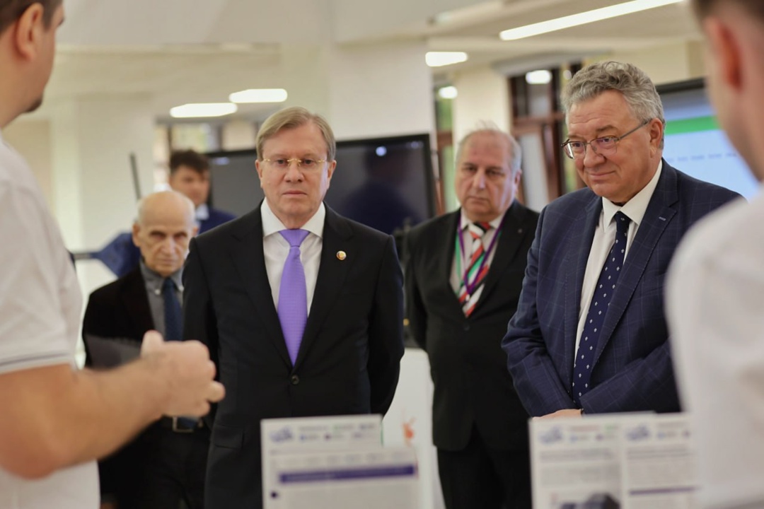 Виталий Савельев посетил Санкт-Петербургский политехнический университет Петра Великого.