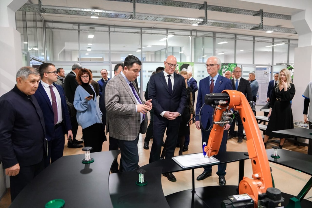 Дмитрий Чернышенко: Объем внутренних затрат на исследования и разработки в России увеличился и достиг 1,88 трлн рублей.