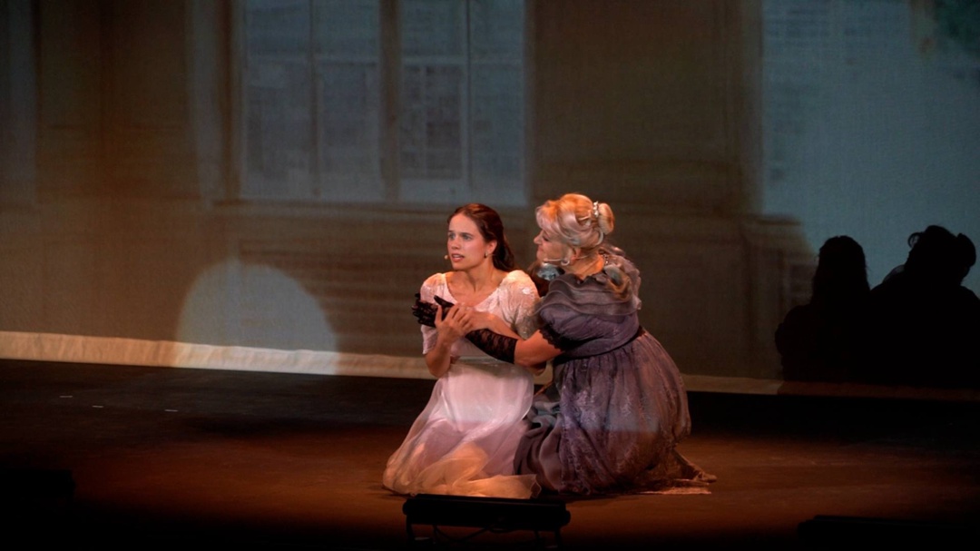 Театральные гастроли При поддержке ЛУКОЙЛа на сцене Малого театра в Когалыме выступила труппа Пермского ТЮЗа.