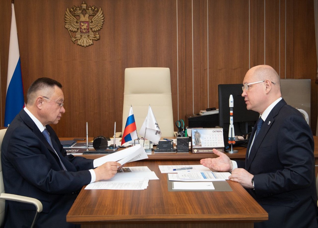 Глава Минстроя России Ирек Файзуллин провел рабочую встречу с Губернатором Севастополя Михаилом Развожаевым