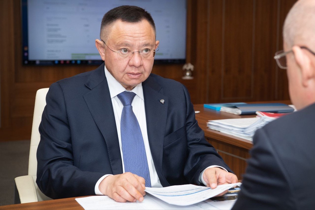 Глава Минстроя России Ирек Файзуллин провел рабочую встречу с Губернатором Севастополя Михаилом Развожаевым