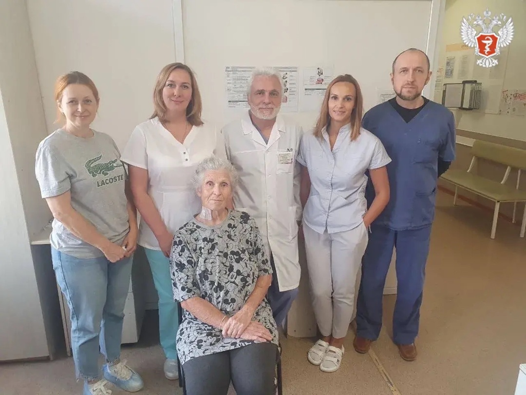 Возраст — не приговор: хирурги Клиники Южно-Уральского ГМУ Минздрава России прооперировали 82-летнюю пациентку с четвертой стадией рака