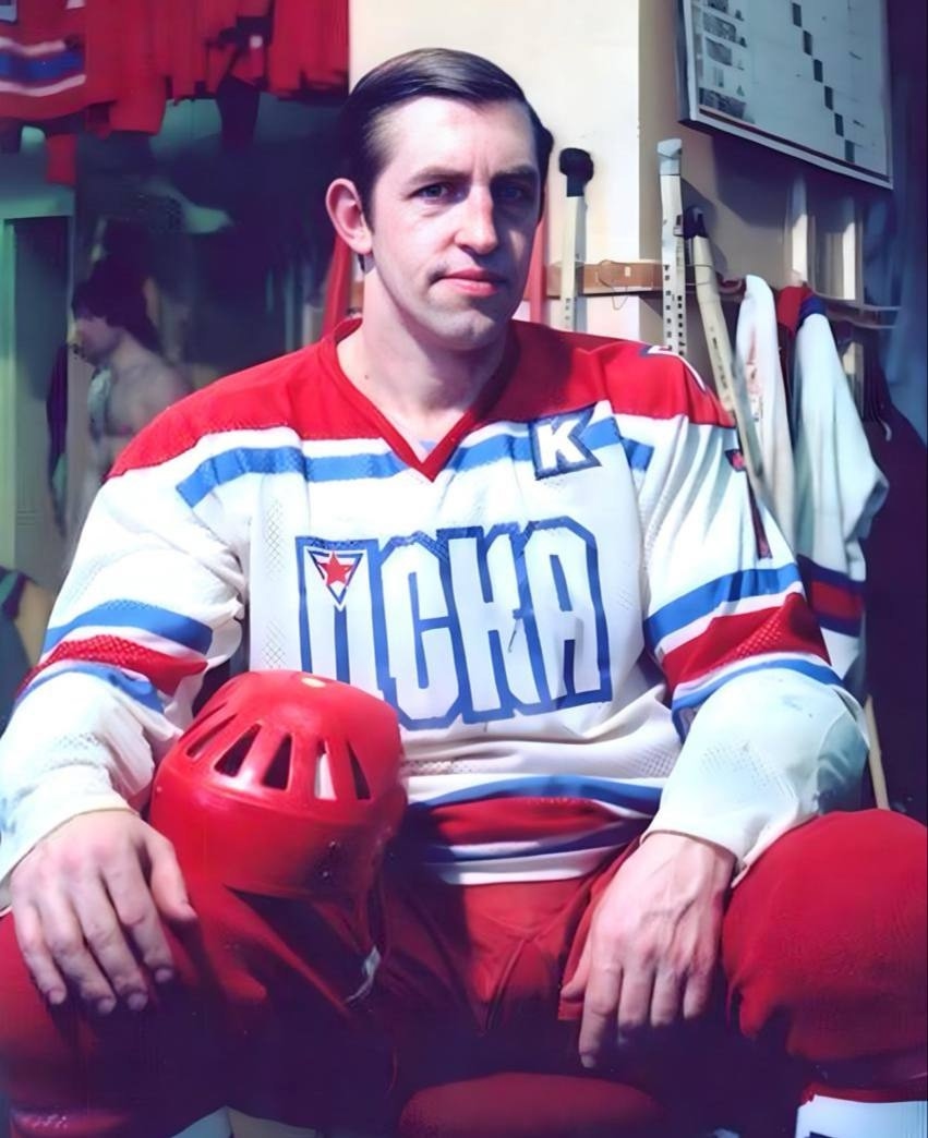 ️ Легенда советского хоккея Борис Петрович Михайлов празднует день рождения!