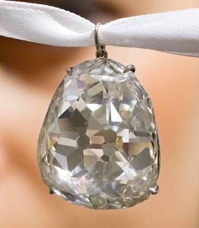 Sancy — один из немногих известных бриллиантов, история которого передавалась и документировалась на протяжении столетий.