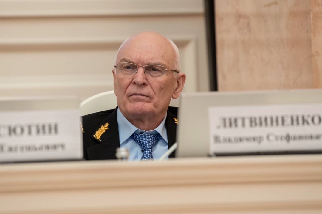 Глава Минобрнауки Валерий Фальков выступил на пленарной сессии «Стратегические приоритеты Российской Федерации в Арктике» в Санкт-Петербурге.