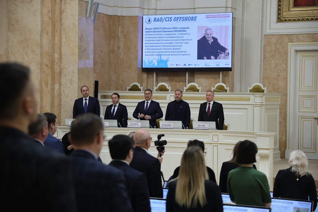 Россия создает Трансарктический транспортный коридор