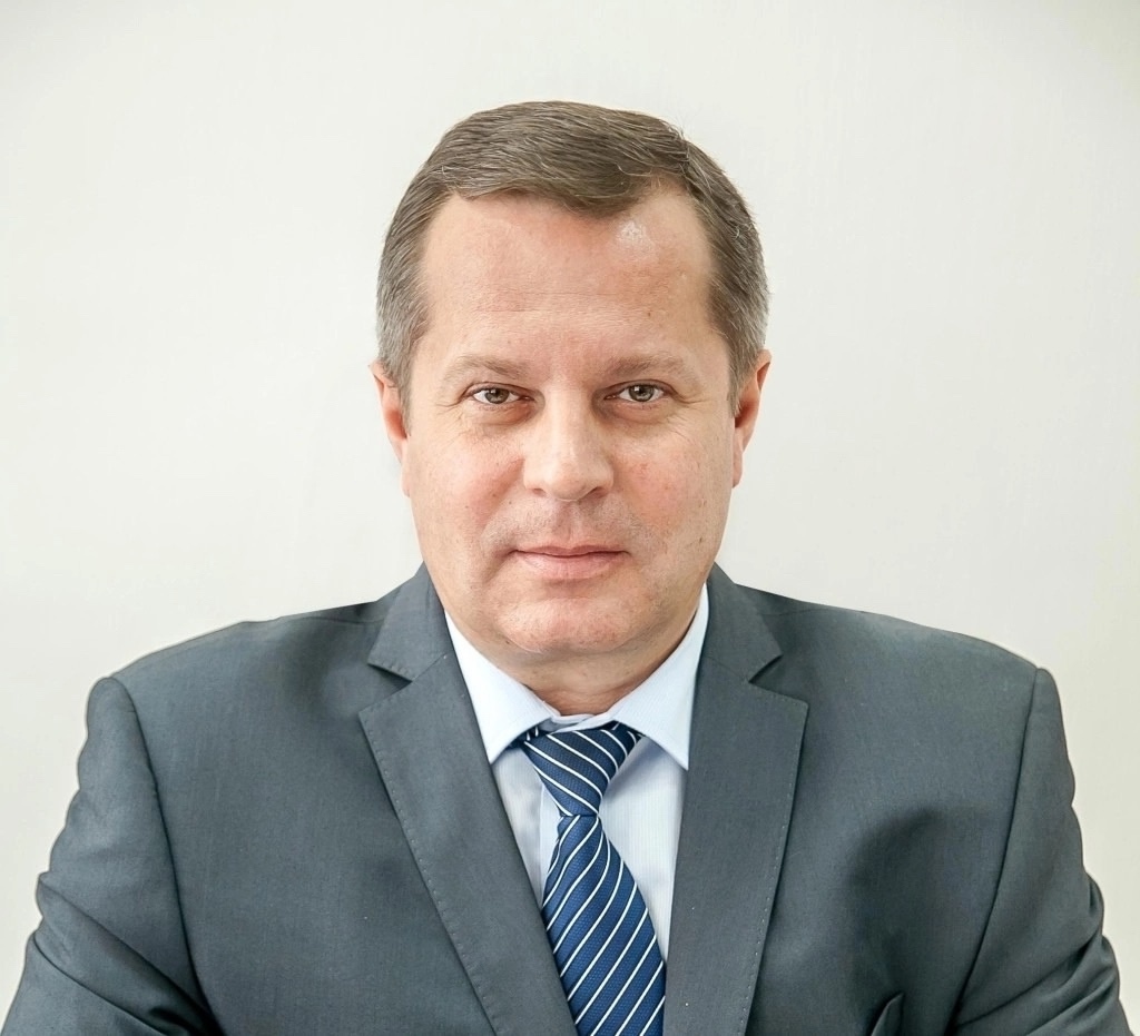 Остаётся в нашей памяти 6 октября исполнился год со дня ухода из жизни Сергея Яковлевича Унру, заместителя генерального директора ПАО «ММК» по производству.