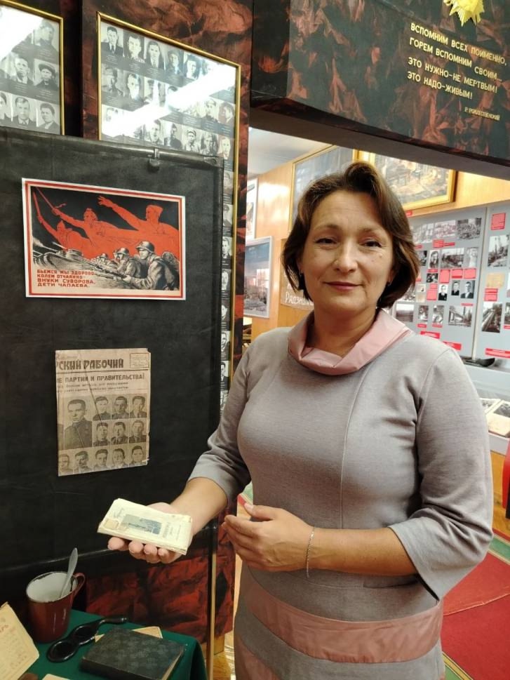 Бросок на Восток В музее ПАО «ММК» открылась временная выставка «Уголок эвакуированного» (6+), посвящённая событиям Великой Отечественной войны.