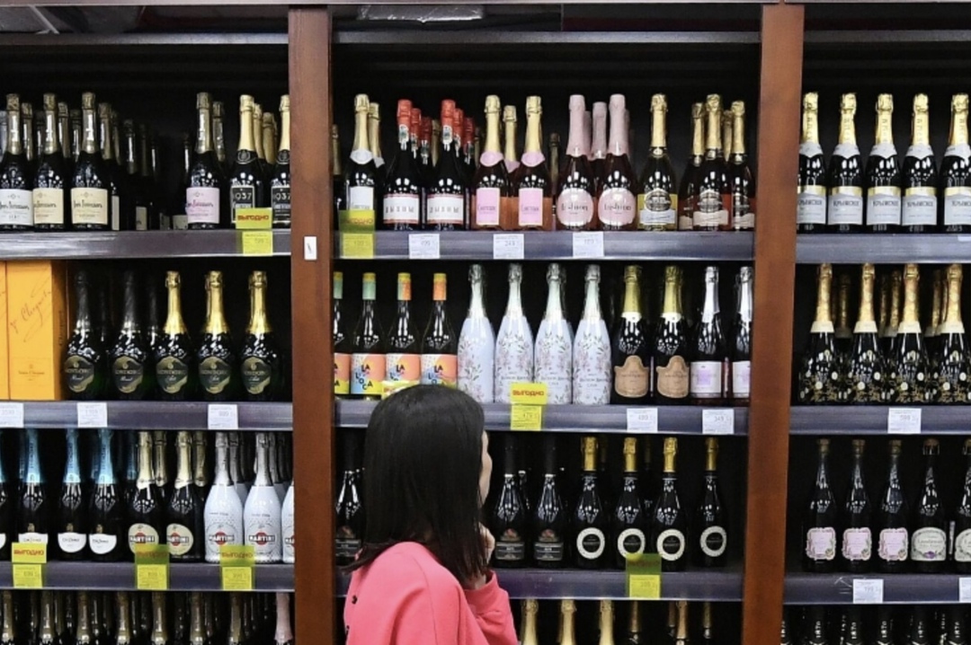 Объем производства алкогольной продукции без учета пива, сидра, пуаре и медовухи в сентябре составил 16,39 млн дал, увеличившись на 3,07% год к году, пишет…