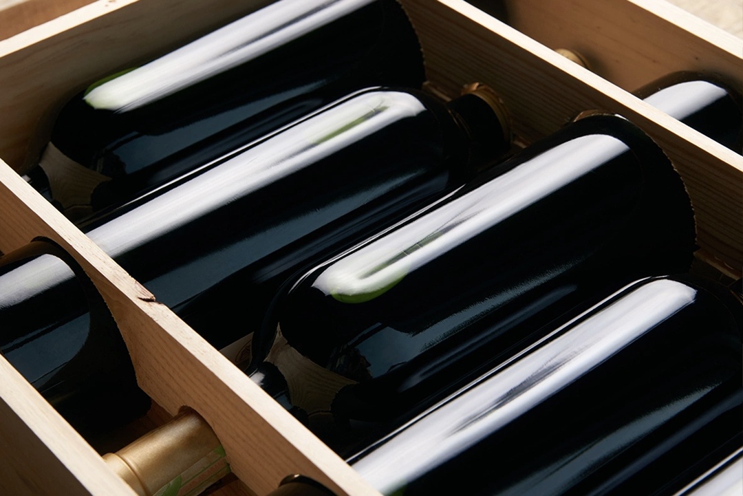 Дистанционная продажа российского вина по биометрии может начаться в 2026 году, всего алкоголя и сигарет - в 2027-м, сообщил заместитель гендиректора «Центра…