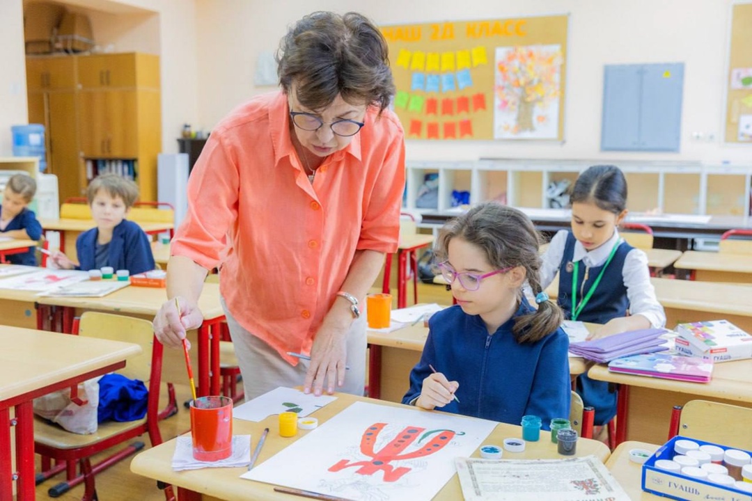 Дмитрий Чернышенко и Сергей Кравцов поздравили педагогов дополнительного образования с профессиональным праздником.