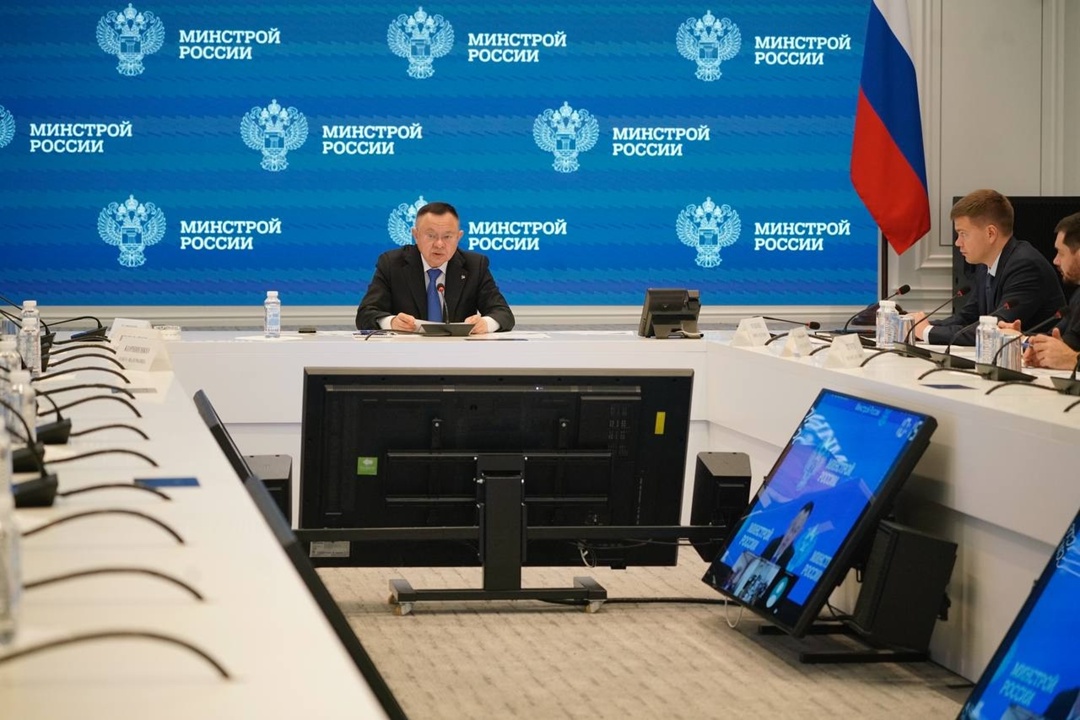 Министр строительства и ЖКХ РФ Ирек Файзуллин на заседании комитета Госдумы по строительству и ЖКХ представил ключевые подходы и параметры проекта бюджета на…