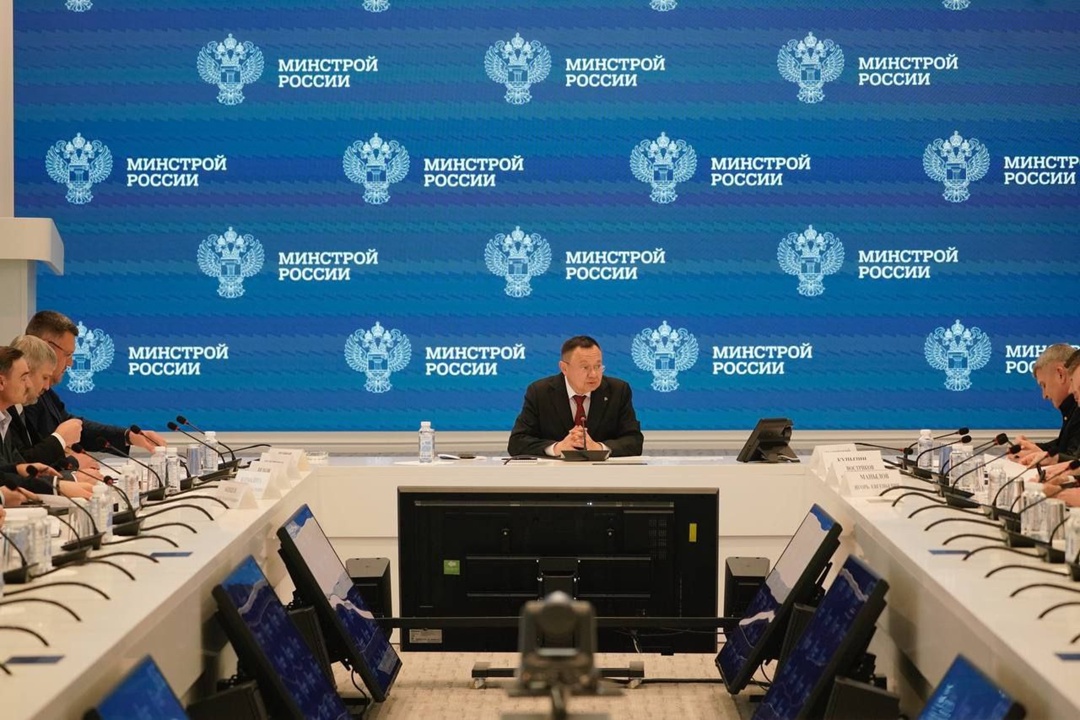 Министр строительства и ЖКХ РФ Ирек Файзуллин провел рабочее совещание по вопросам водоснабжения ДНР и возможностям развития водовода «Река Дон – канал…