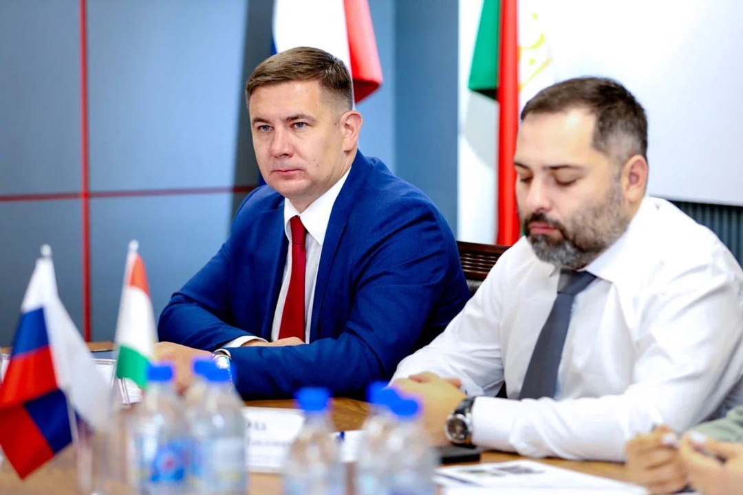 Дмитрий Григоренко встретился с представителями российского бизнеса в Таджикистане.