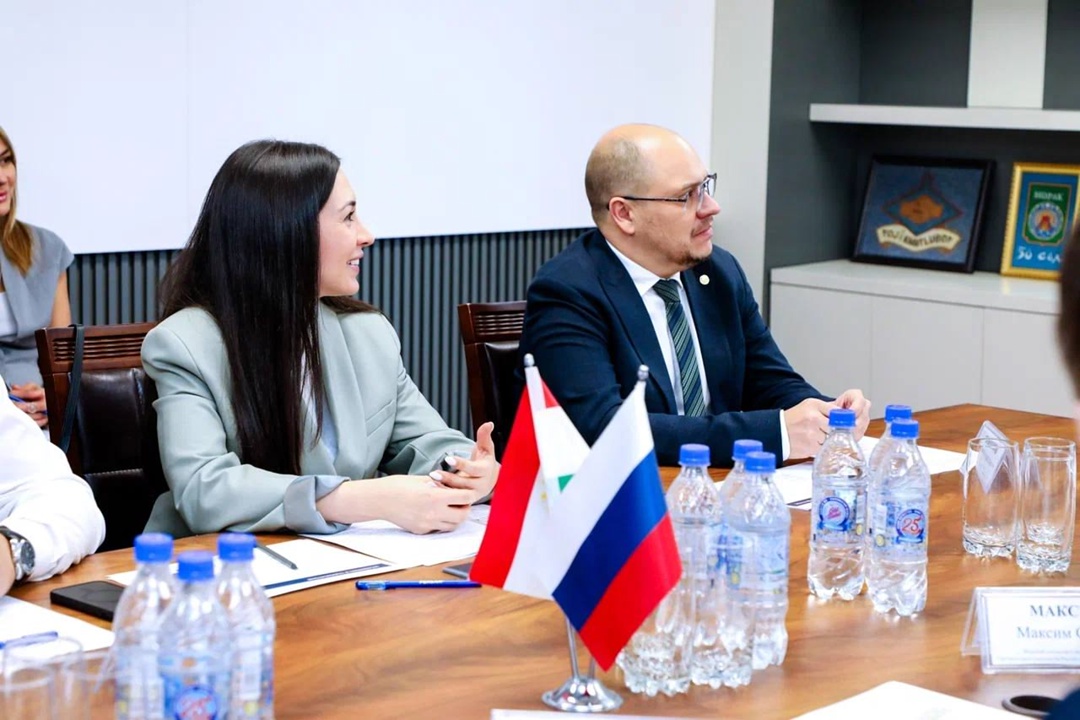 Дмитрий Григоренко встретился с представителями российского бизнеса в Таджикистане.