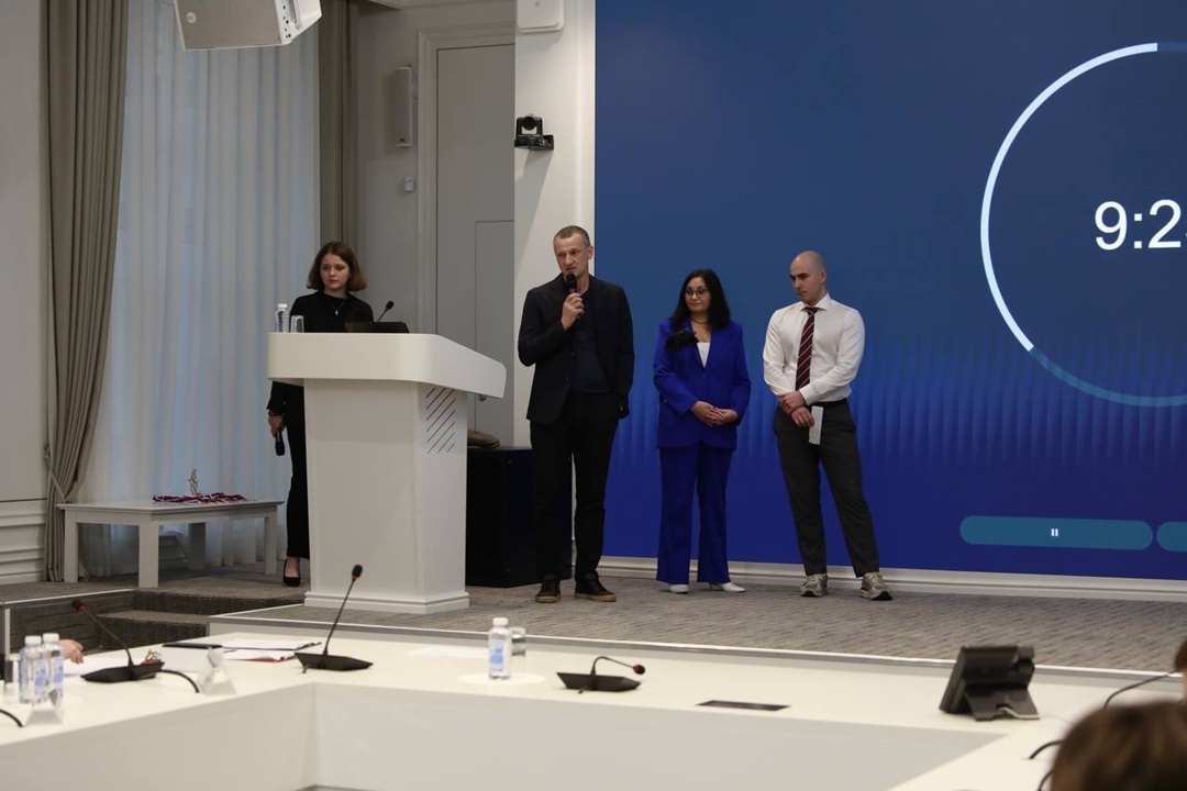 Молодёжный совет Минстроя России провёл дебаты, объединившие представителей подведомственных организаций и профильных образовательных учреждений