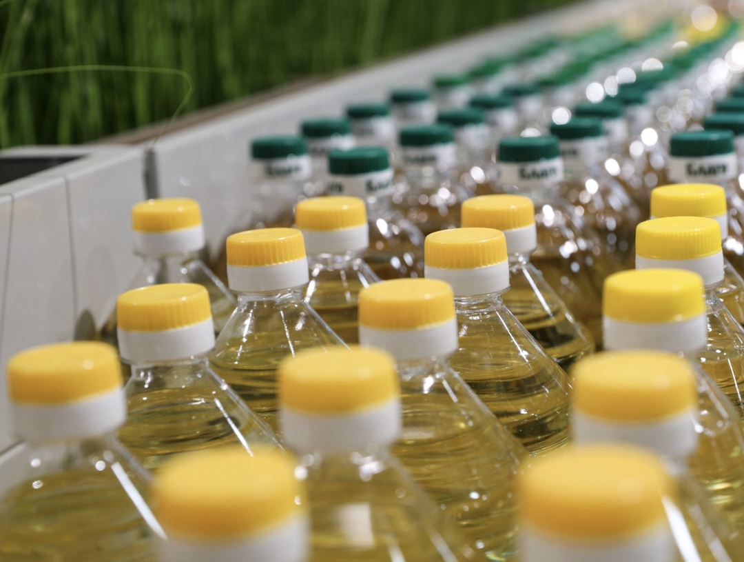 За год экспортный индекс российского подсолнечного масла вырос 23%, за месяц — на 4,9%, до $1,21 тыс./т (FOB Новороссийск), что является максимумом с ноября…