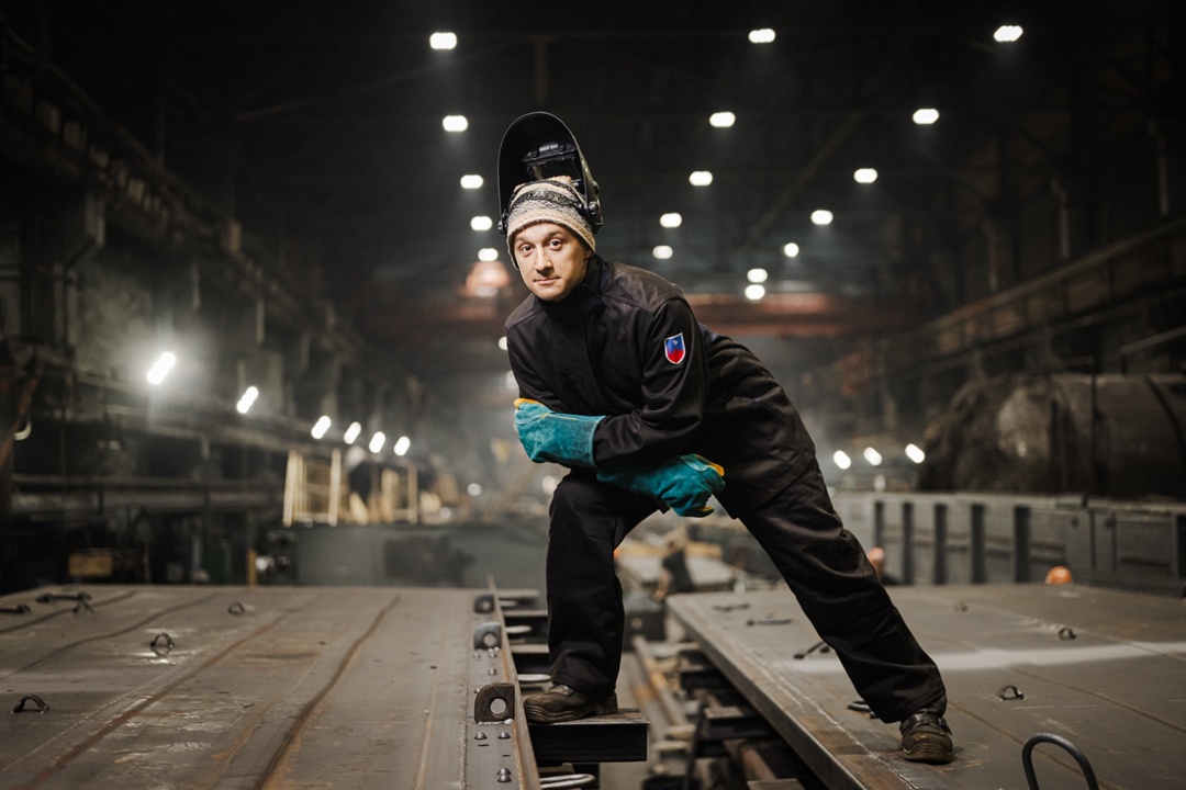 89 лет Уралвагонзаводу! В октябре 1936 года с конвейера вагоносборочного корпуса нижнетагильского предприятия сошли первые большегрузные полувагоны.