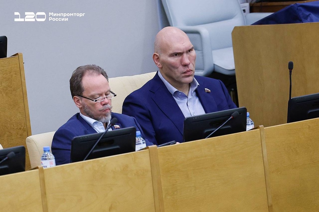 Антон Алиханов выступил с докладом на Правительственном часе в Государственной Думе