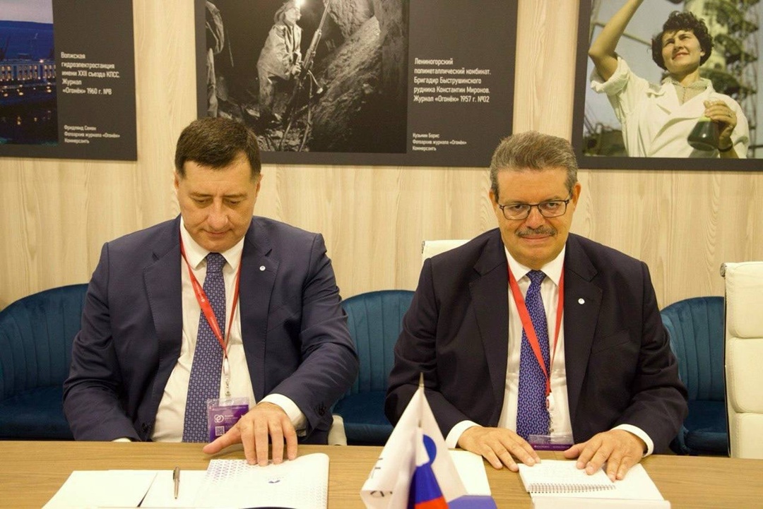 Сергей Цивилев провел рабочую встречу с Генеральным секретарем ФСЭГ Мохаммедом Хамелем «на полях» РЭН-2025