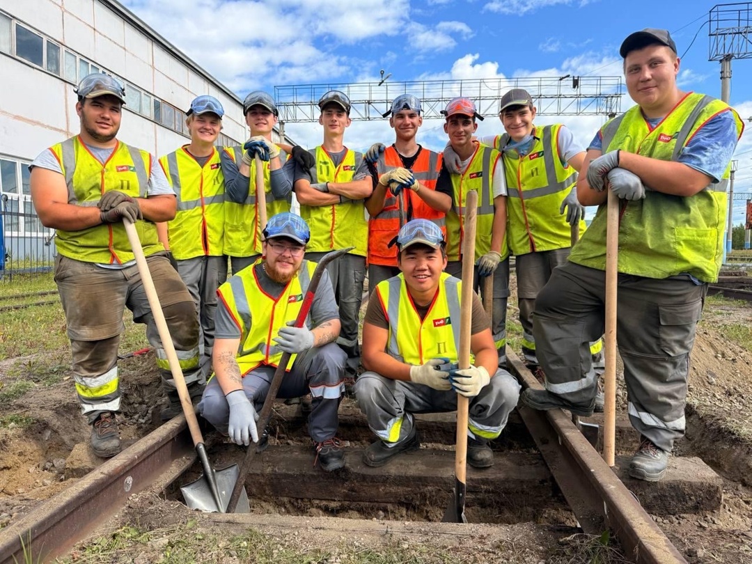 В вузах Росжелдора подвели итоги третьего трудового семестра