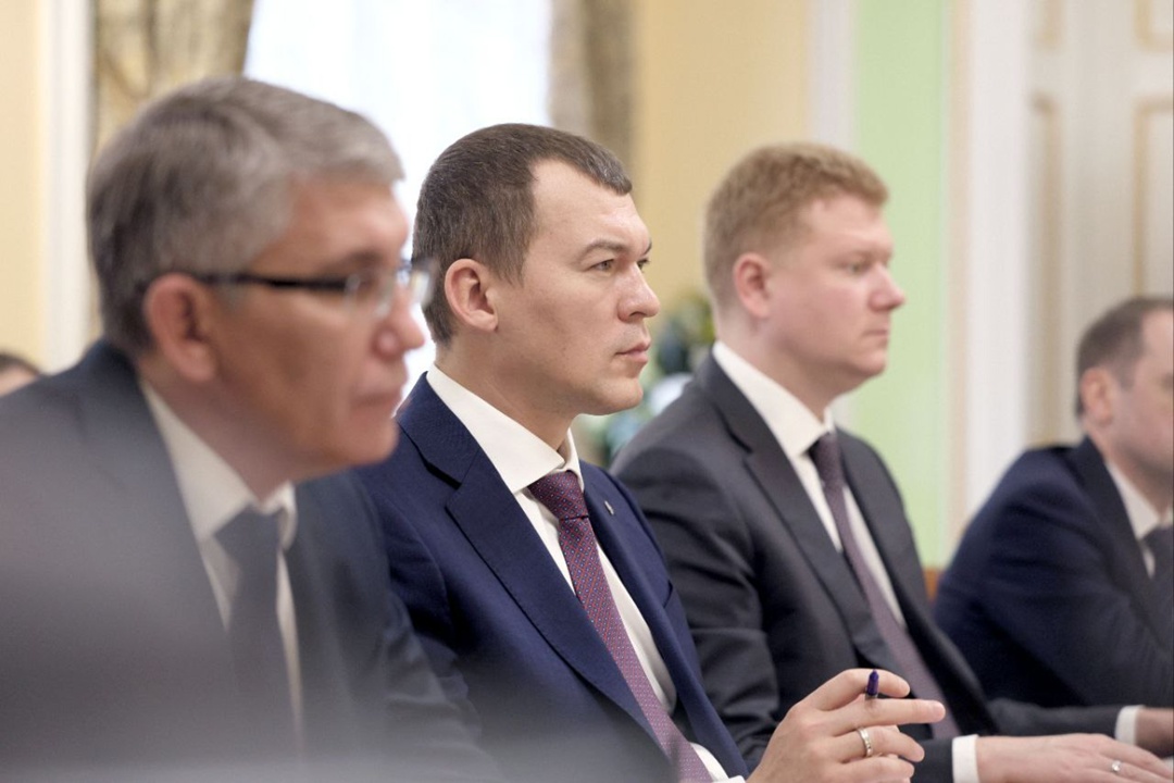 Новые дисциплины на уроках физкультуры и единую школьную лигу обсудили министры спорта и просвещения.