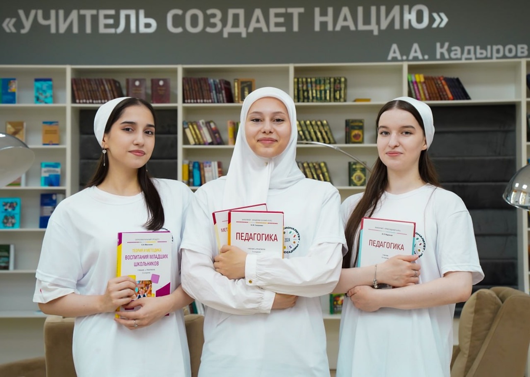 Дмитрий Чернышенко: Программа «Профессионалитет» уже объединила 1,5 тыс. образовательных организаций и 2,5 тыс. компаний-работодателей.