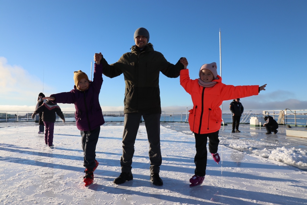 Единственная в мире плавучая атомная станция «Академик Ломоносов» объявляет ледовый сезон открытым