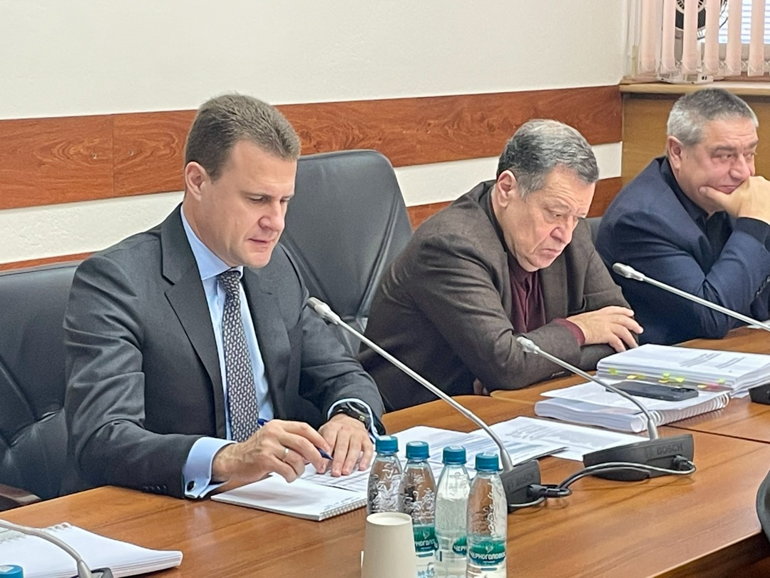 Глава Минвостокразвития Алексей Чекунков принял участие в заседании комитета Госдумы по бюджету и налогам.