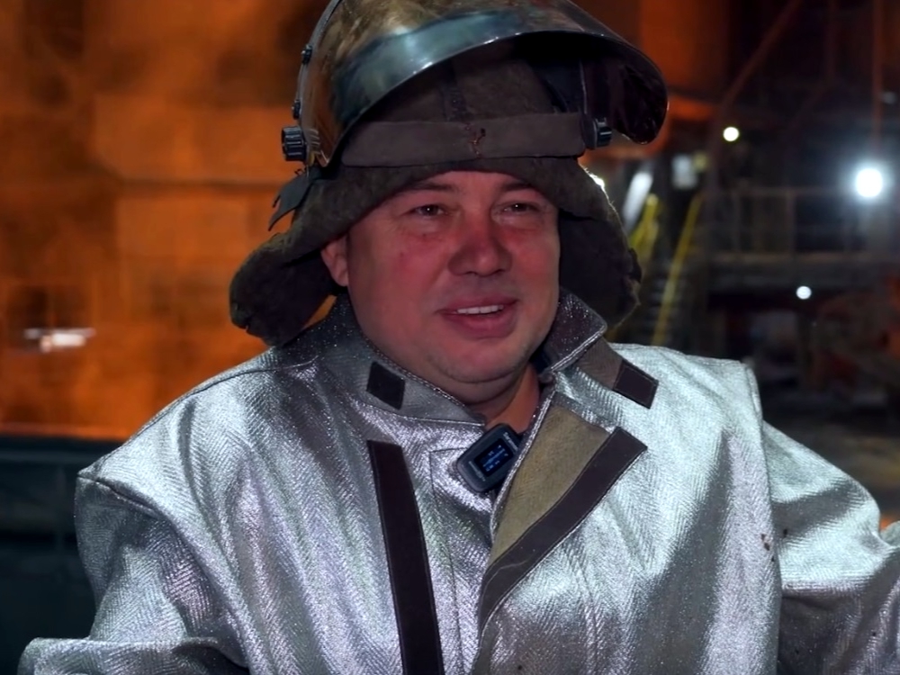 Доменщик – профессия мужская Старший горновой четвёртой доменной печи Вадим Воронин удостоен медали ордена «За заслуги перед Отечеством» I степени