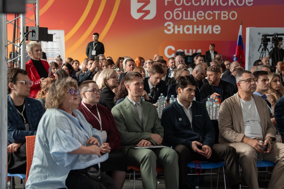 Валерий Фальков: Освоение программ социогуманитарного ядра будет вести к формированию осознанного патриотизма и критического мышления.