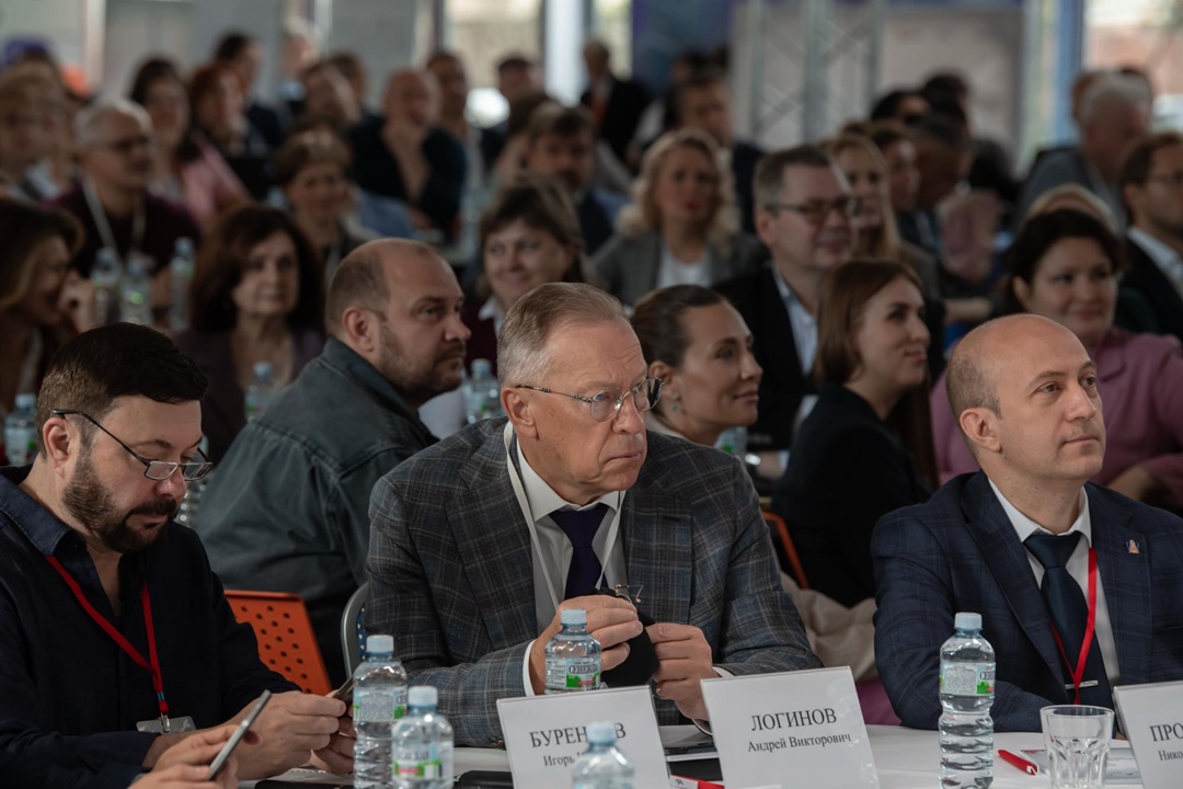 Валерий Фальков: Освоение программ социогуманитарного ядра будет вести к формированию осознанного патриотизма и критического мышления.