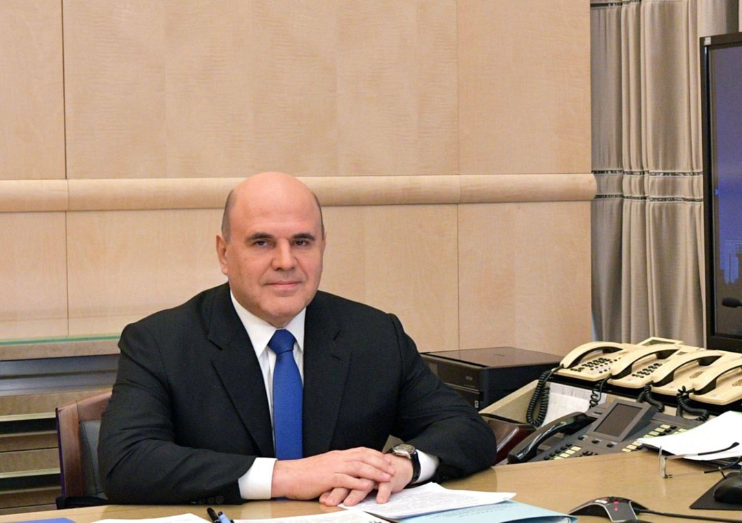 Михаил Мишустин поздравил работников и ветеранов дорожного хозяйства с профессиональным праздником.
