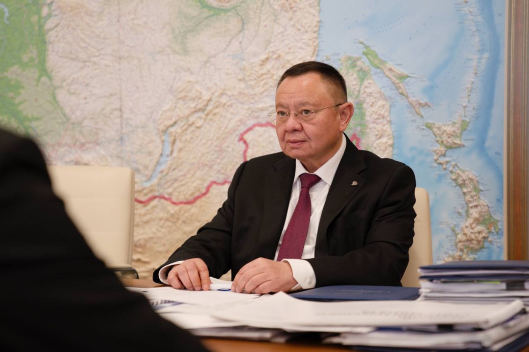 Глава Минстроя России Ирек Файзуллин провел рабочую встречу с сенатором РФ Тимуром Нагумановым