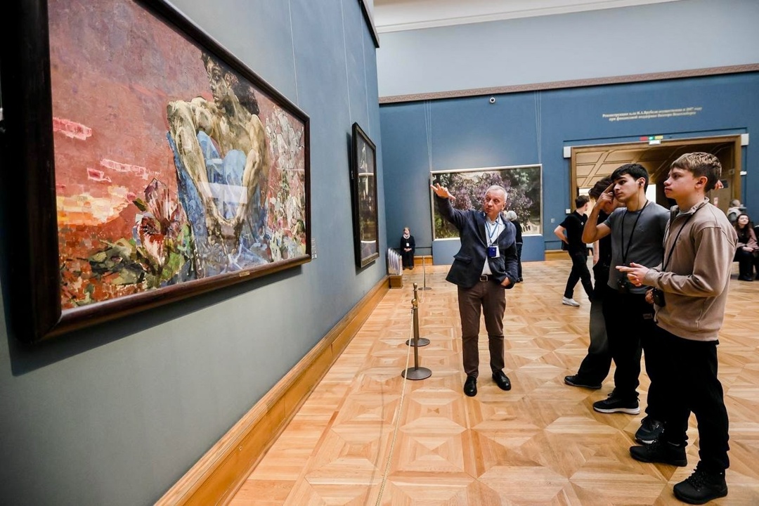 Трехкратные обладатели Кубка «НОВАТЭК», ставшие в этом году также победителями всероссийских соревнований «Кожаный мяч», футбольная команда Долгодеревенской…