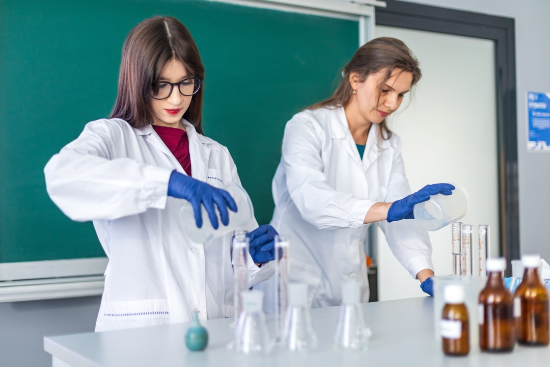 В современном мире выбор профессии — одно из самых важных решений для молодёжи. 18 октября 2025 года сотрудники «НОВАТЭК-ТАРКОСАЛЕНЕФТЕГАЗ» помогли…