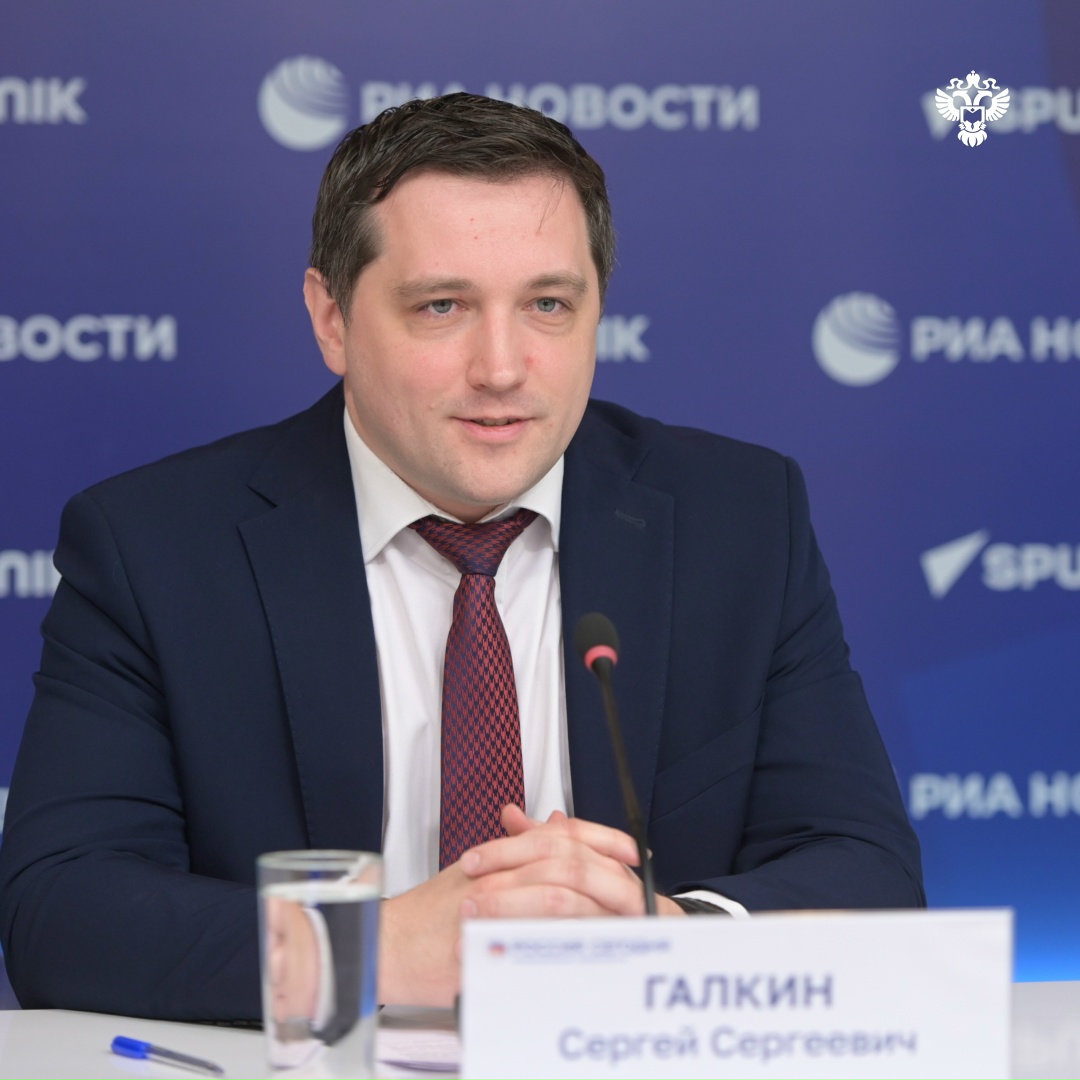 На площадке пресс-центра МИА «Россия Сегодня» состоялось интервью руководителя Росстата Сергея Галкина и руководителя Статкомитета СНГ Константина Лайкама ко…