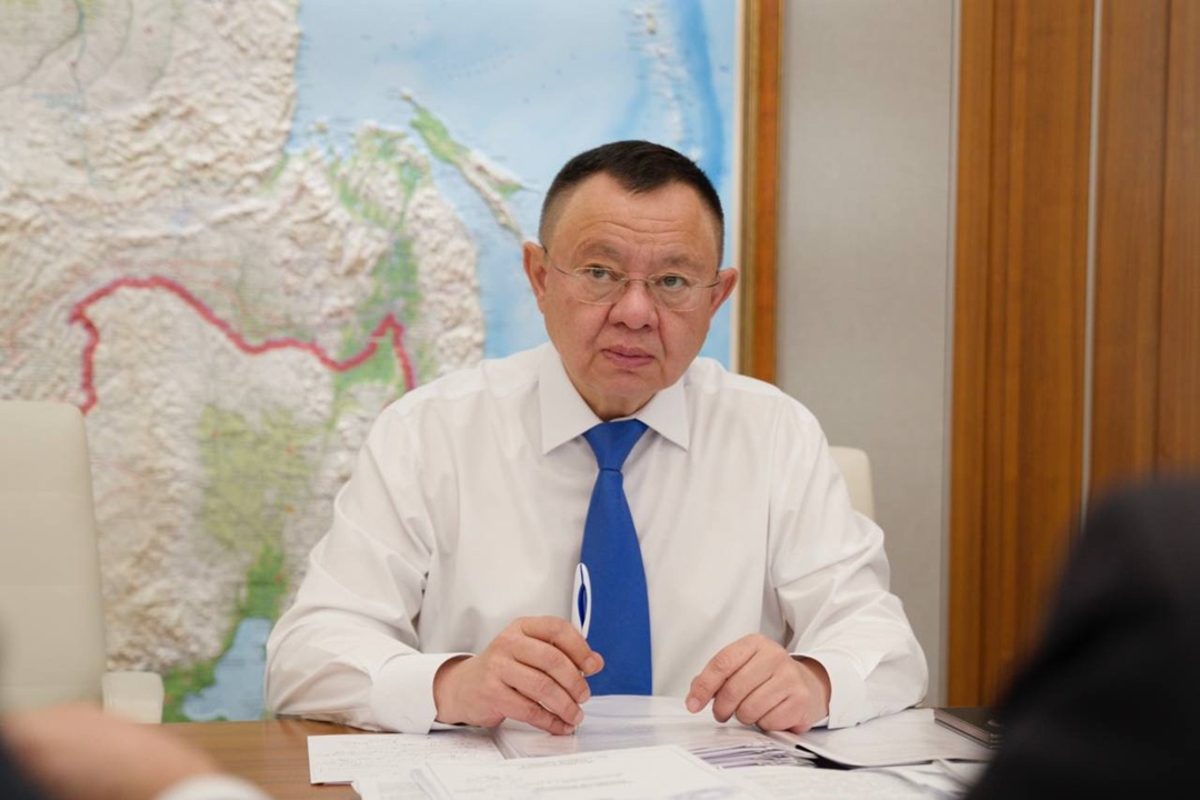 Министр строительства и ЖКХ РФ Ирек Файзуллин и начальник Главгосэкспертизы России Игорь Манылов обсудили вопросы повышения качества государственной и…