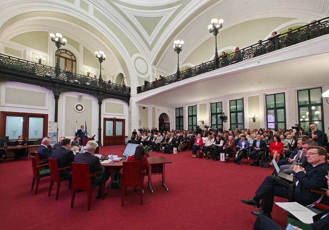 Даниил Егоров принял участие в пленарном заседании Всероссийского налогового форума в ТПП РФ