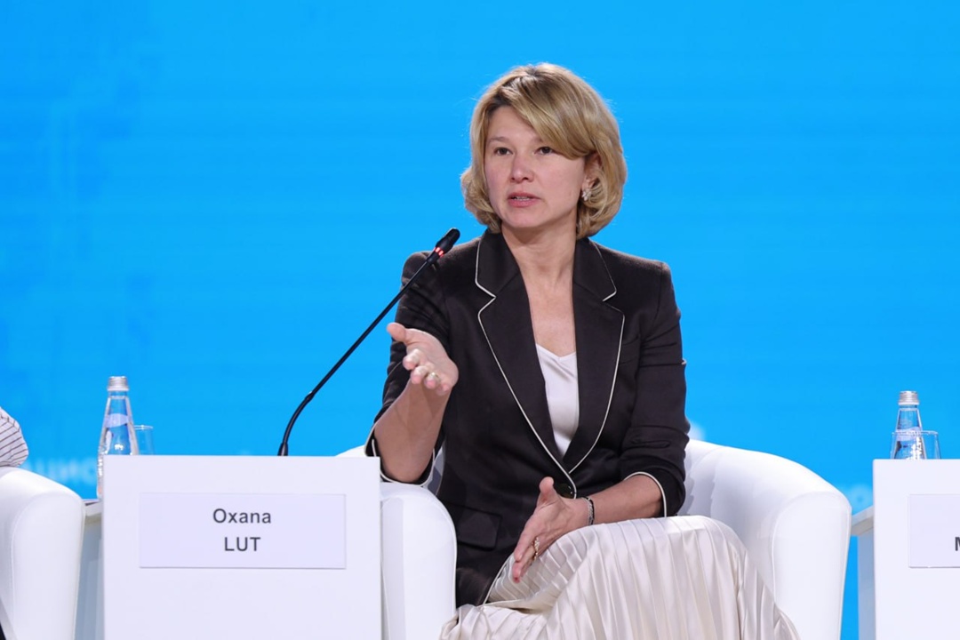 Министр здравоохранения Михаил Мурашко и министр сельского хозяйства Оксана Лут провели пленарную сессию в рамках IV Национального конгресса с международным…