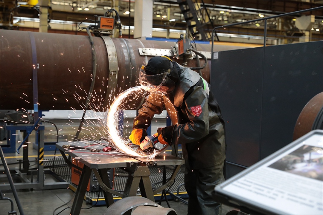 От их опыта и мастерства зависит надежная работа всех производственных объектов