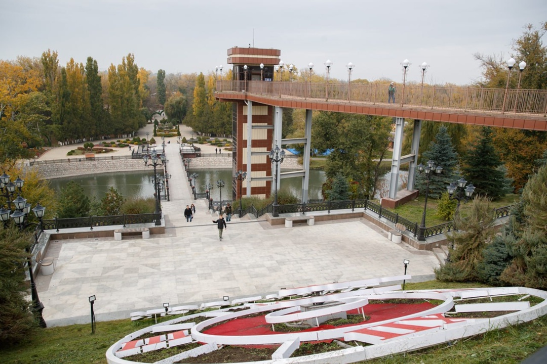 Марат Хуснуллин провел совещание по социально-экономическому развитию Карачаево-Черкесской Республики.