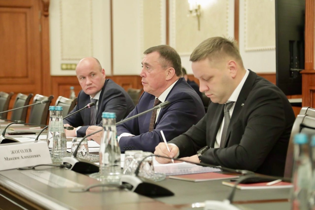 Андрей Никитин обсудил с губернатором Сахалинской области Валерием Лимаренко модернизацию Корсаковского порта