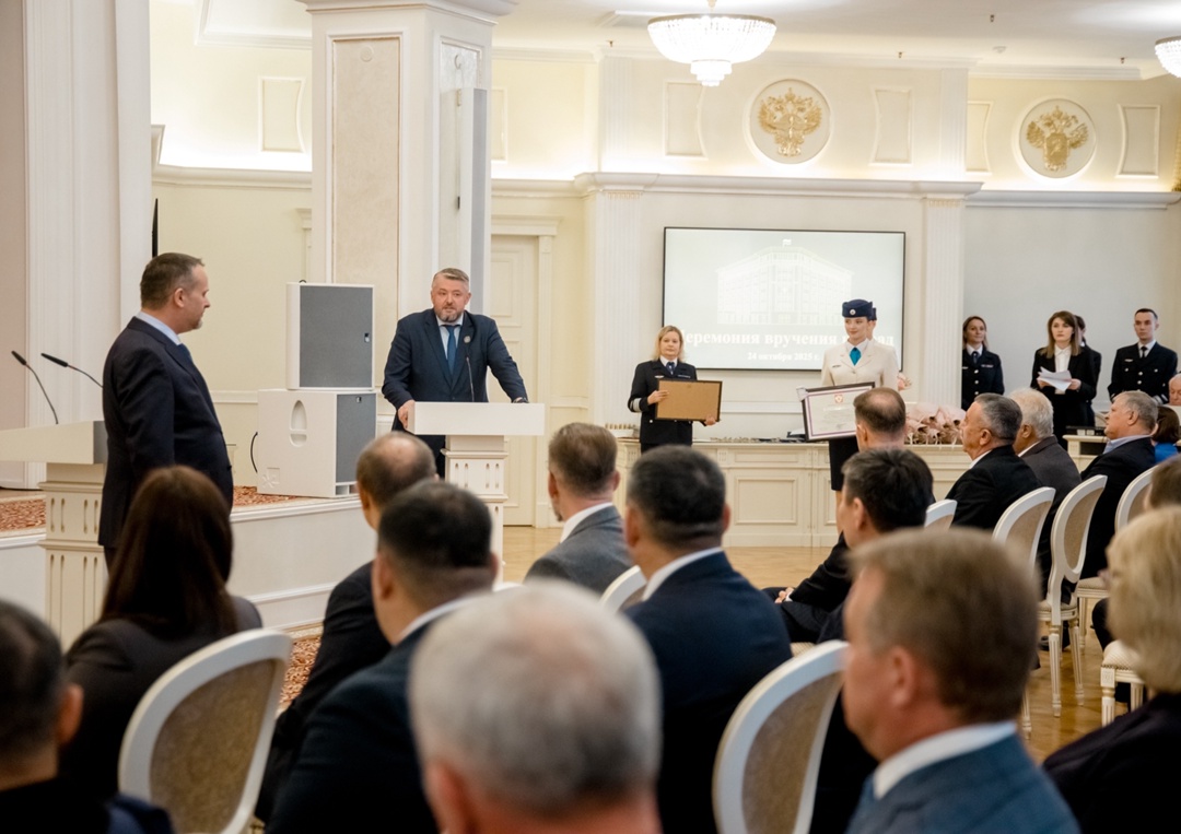 Профессионализм, ответственность и любовь к транспортной отрасли