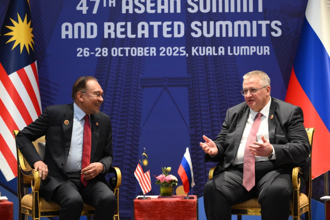 Алексей Оверчук провел встречу с премьер-министром Малайзии Анваром Ибрагимом.