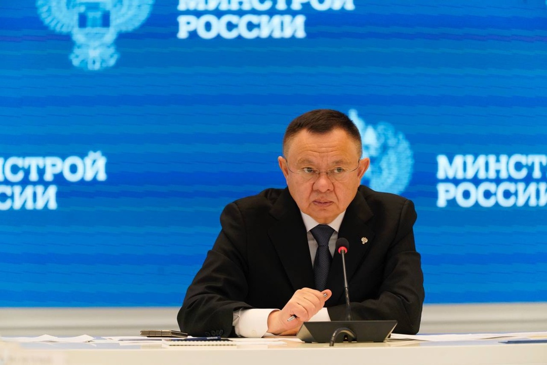 В Минстрое России прошло еженедельное оперативное совещание под председательством Министра строительства и ЖКХ РФ Ирека Файзуллина