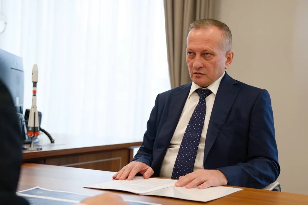 Глава Минстроя России Ирек Файзуллин провел рабочую встречу с заместителем руководителя Федерального казначейства Эли Исаевым