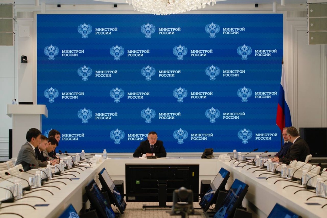 Глава Минстроя России Ирек Файзуллин провел совещание по реконструкции объектов портовой инфраструктуры Сахалина