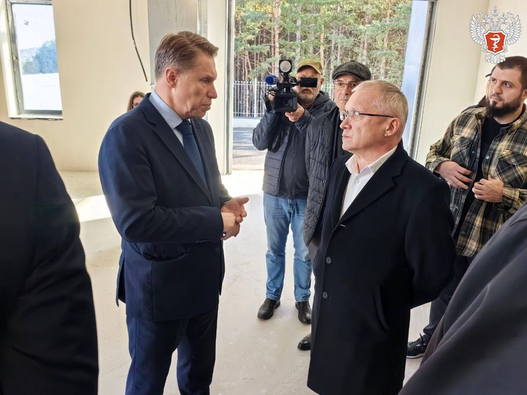 Михаил Мурашко ознакомился с ходом строительства Кисловодской городской больницы