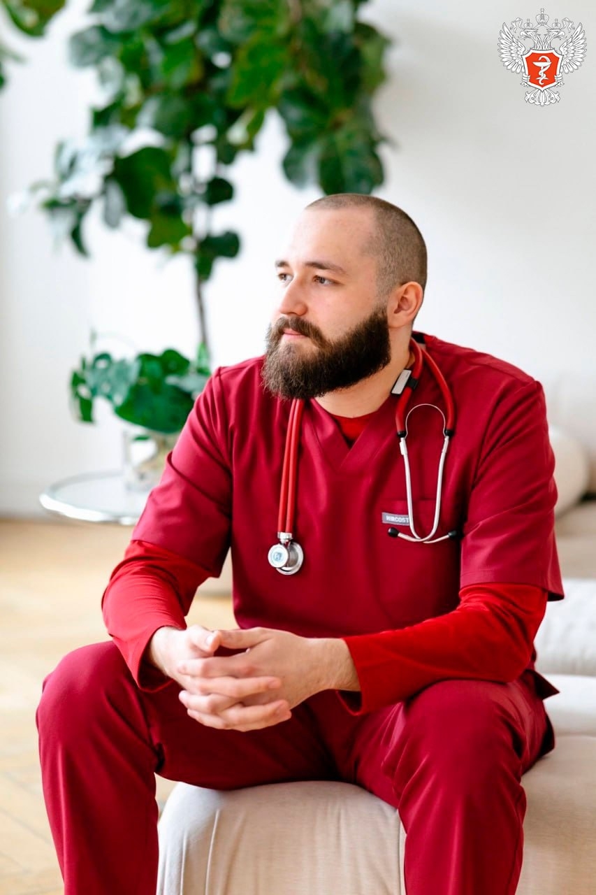 Молодой врач вернулся работать в работать в родной город после окончания университета в Санкт-Петербурге